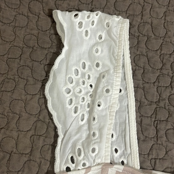 Women’s eyelet flutter-sleeve top - Picture 5 of 10